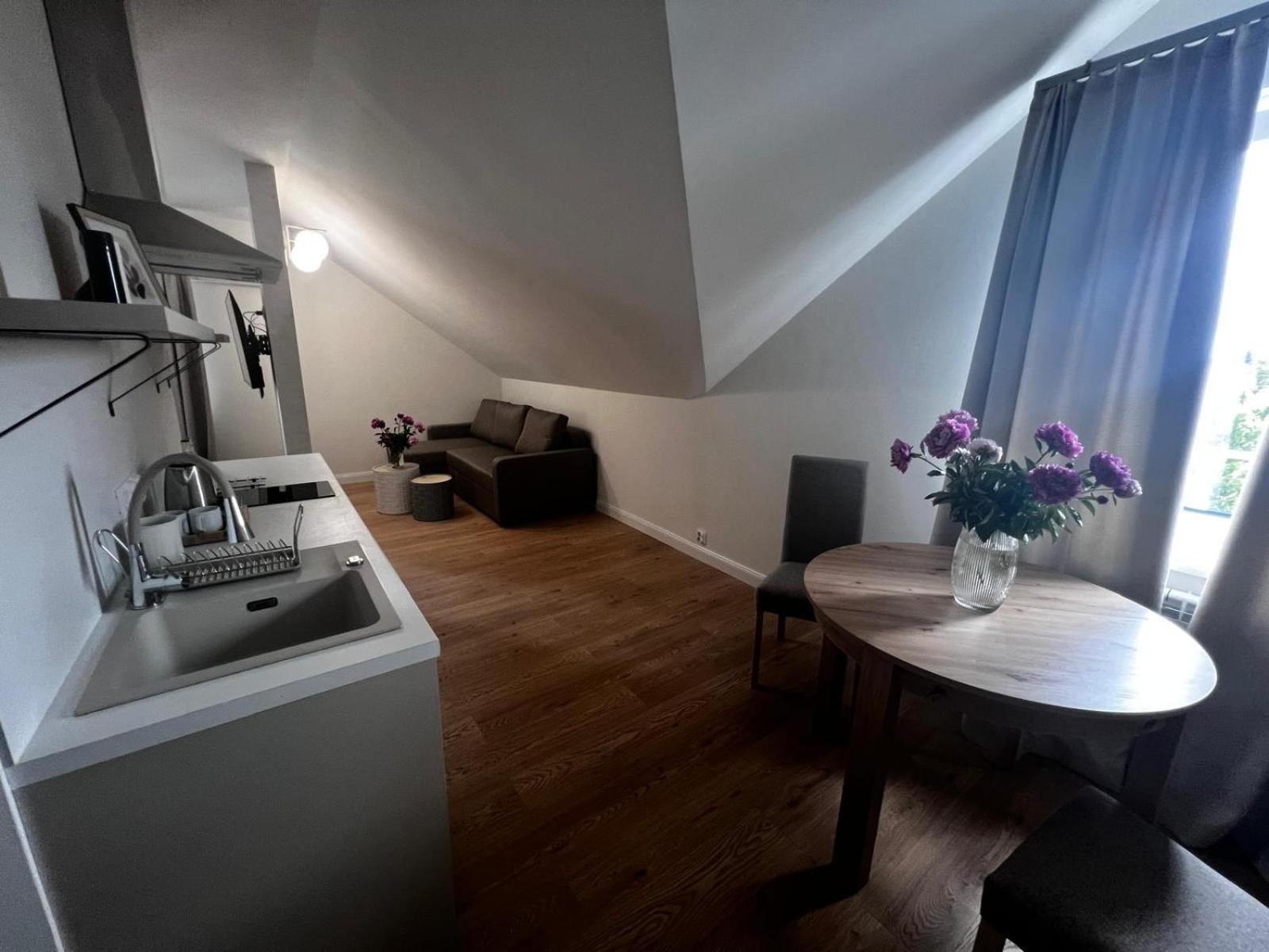 Apartamenty Sw Stanislawa Skierniewice Extérieur photo