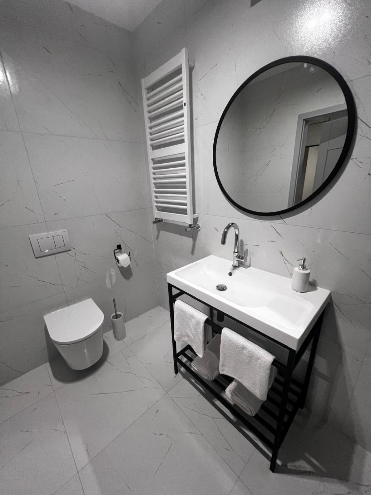 Apartamenty Sw Stanislawa Skierniewice Extérieur photo