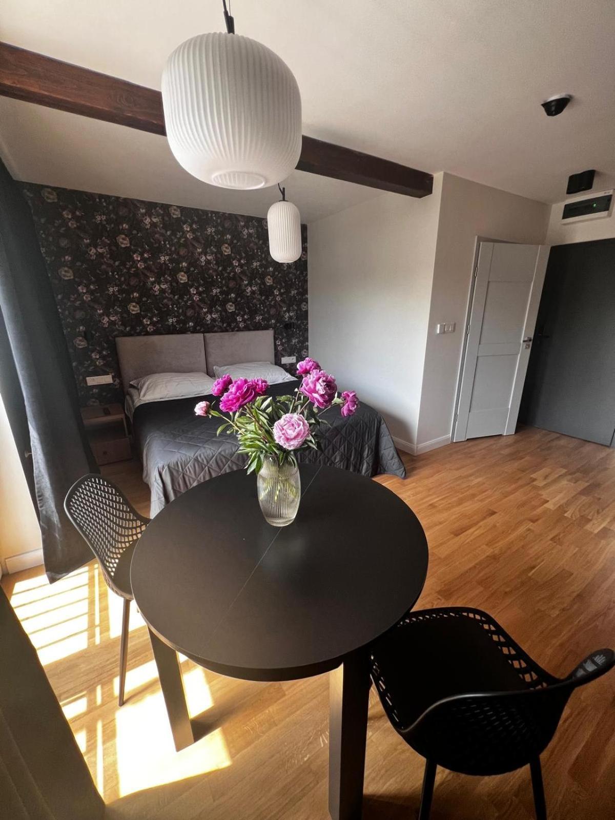 Apartamenty Sw Stanislawa Skierniewice Extérieur photo